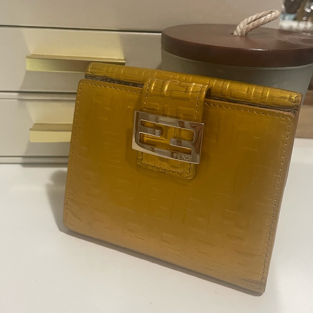 Fendi Zucchino Bifold Compact Wallet in gold metallic monogram; EUC - Picture 5 of 16